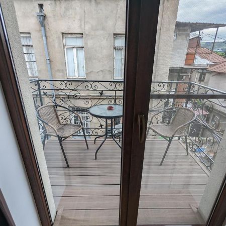 Family Guest House Tbilisi Zewnętrze zdjęcie