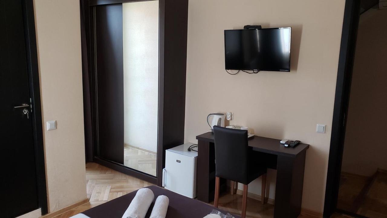 Family Guest House Tbilisi Zewnętrze zdjęcie