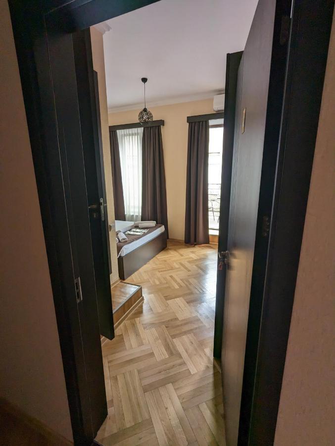 Family Guest House Tbilisi Zewnętrze zdjęcie